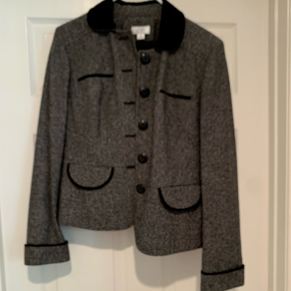Retro Ann Taylor tweed suit